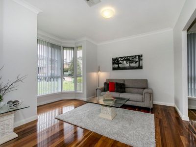 9 Orlander Avenue, Glenmore Park