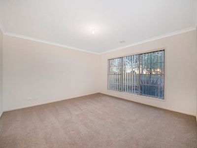26 McKenna Avenue, Yass
