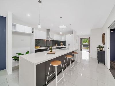 77 McFarlane Drive, Kanimbla