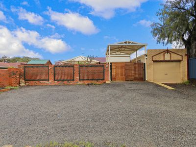 135 Safety Bay Rd, Shoalwater