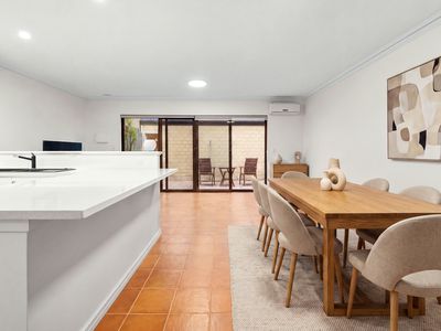 58 Lakeside Drive, Joondalup