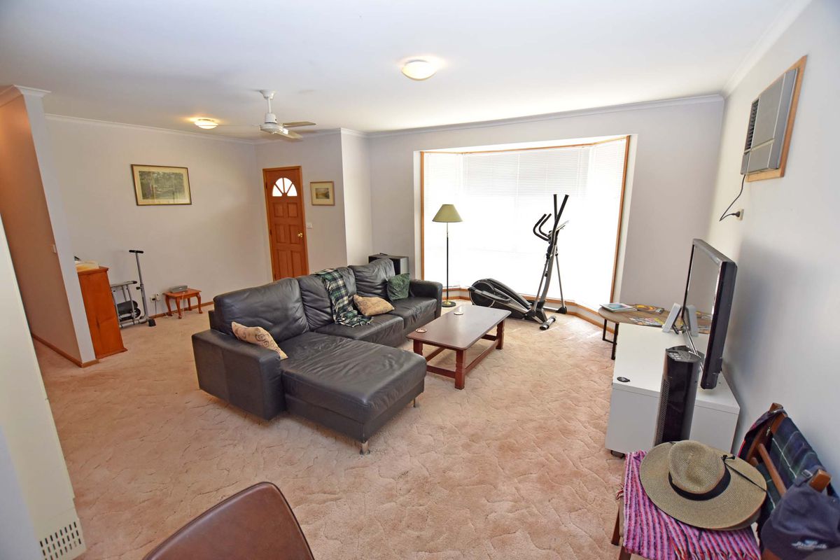 2 / 10 Munro Crescent, Kyabram