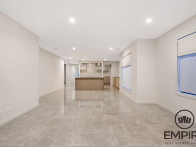 29 Shearjoy Loop, Clyde North