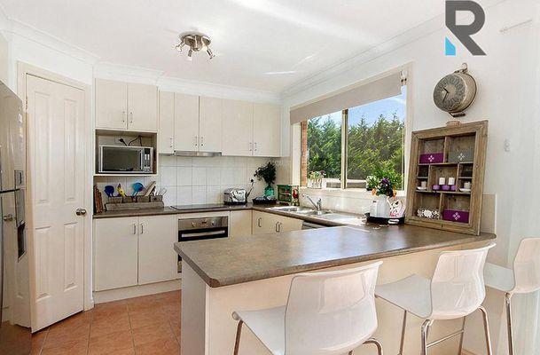 11 Peregrine road, Oaklands Junction