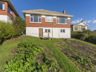 23 Riselaw Road, Calton Hill