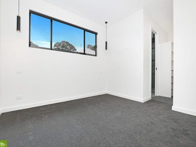 13 Sanctuary Street, Kembla Grange