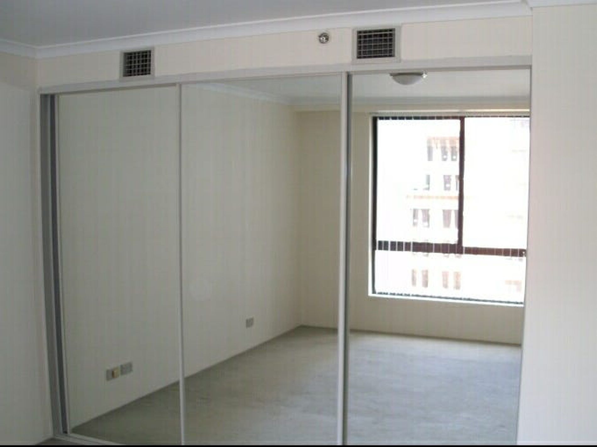 1304 / 1 Hosking Place, Sydney