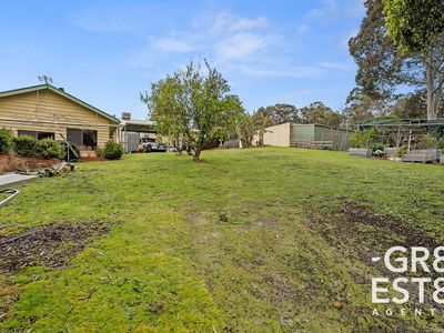 8 Stanhill Drive, Cranbourne South