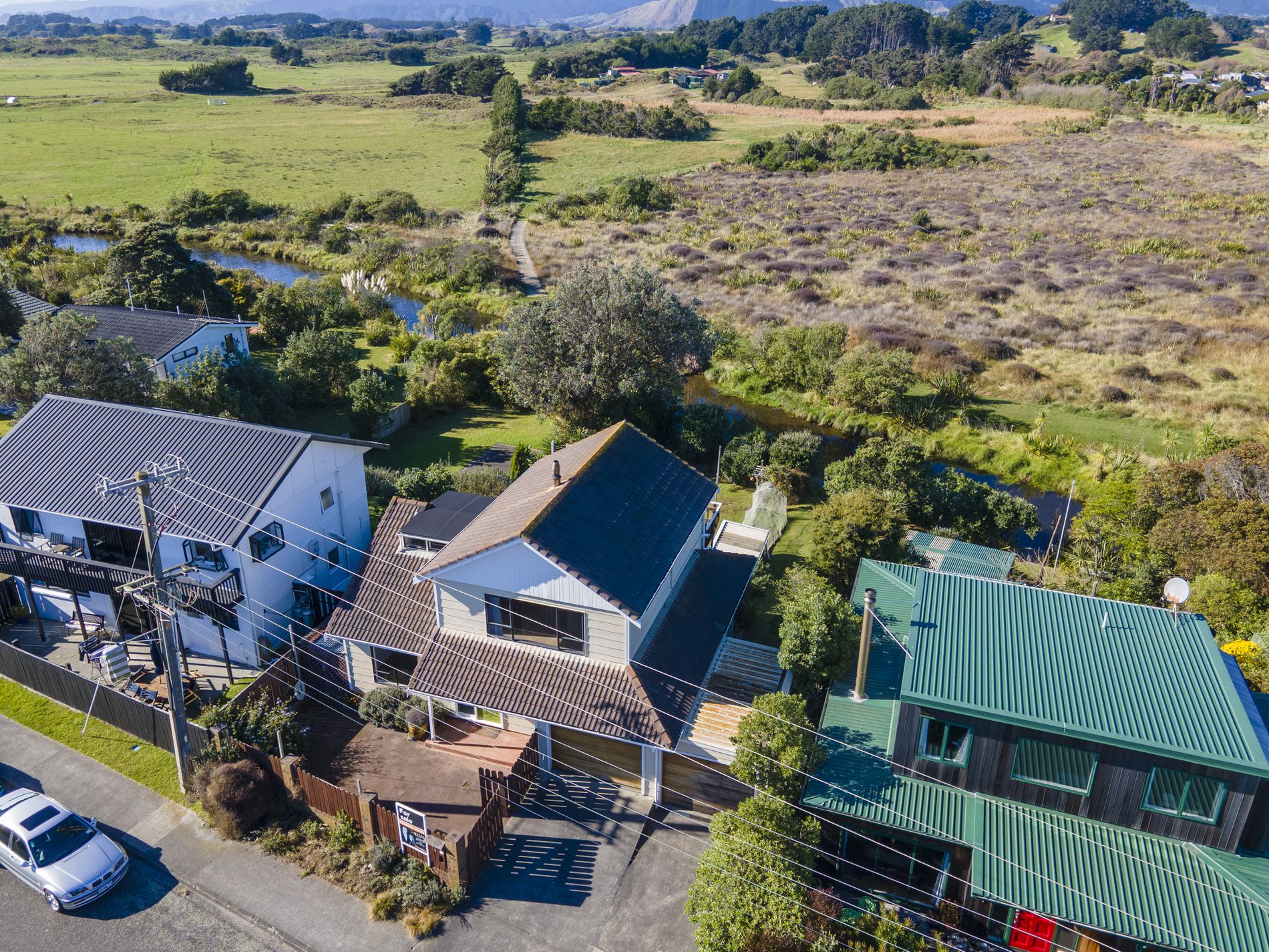 12 Moana Street, Otaki Beach