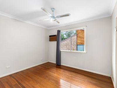 11 Teague Street, Indooroopilly