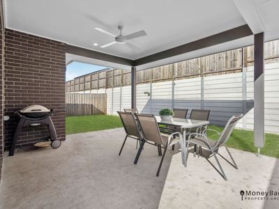 102 Bloomfield Esplanade, South Maclean