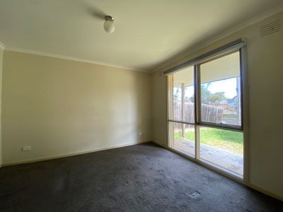 10 Cooroombong Street, Werribee