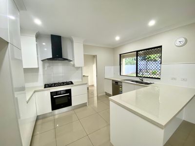43 Hillary Drive, Smithfield