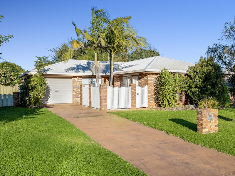 12 Byrd Court, Wilsonton