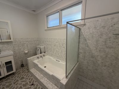 1 / 6 Douglas Street, Bardwell Valley
