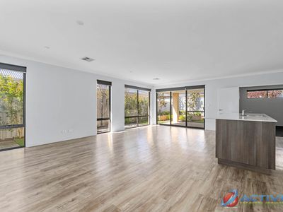 15 Cardross Street, Brabham