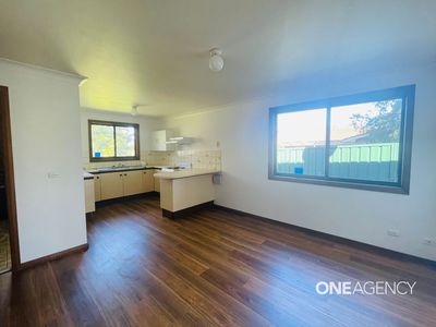 88 LYNDHURST DRIVE, Bomaderry