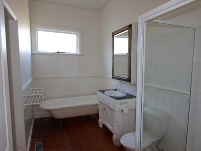 383 Shannon Avenue, Newtown