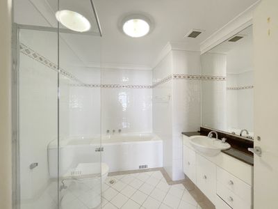 570 / 83-93 Dalmeny Avenue, Rosebery