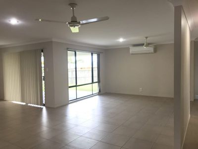 14 Montrose Close, Point Vernon