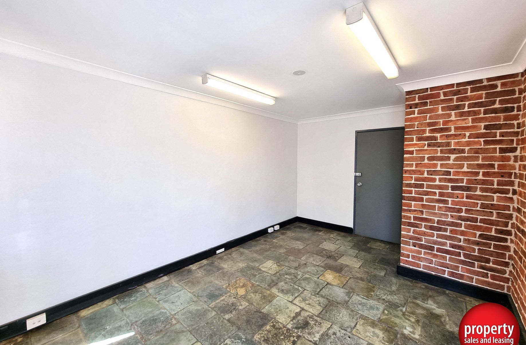 31 Lincoln Street, Minto