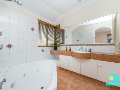 4 Teraglin Vista, Yanchep