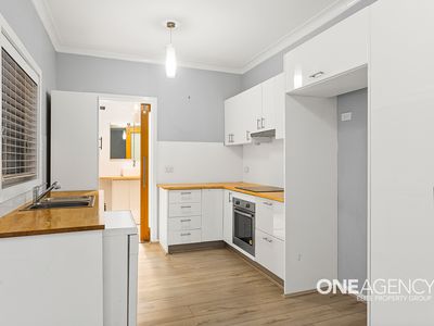 27 Barbara Avenue, Warrawong