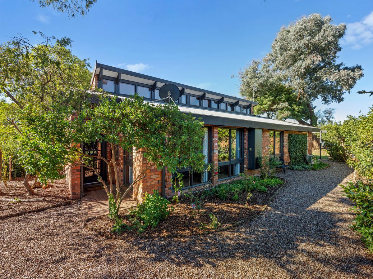 61 Monds Avenue, Benalla