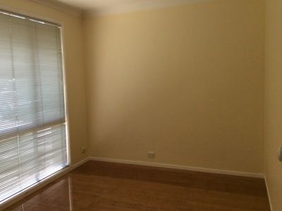 4 Hakea Place, Albion Park Rail