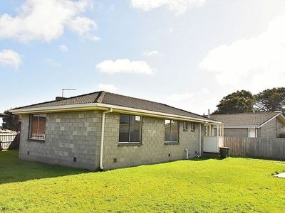 16 Counsell Avenue, George Town