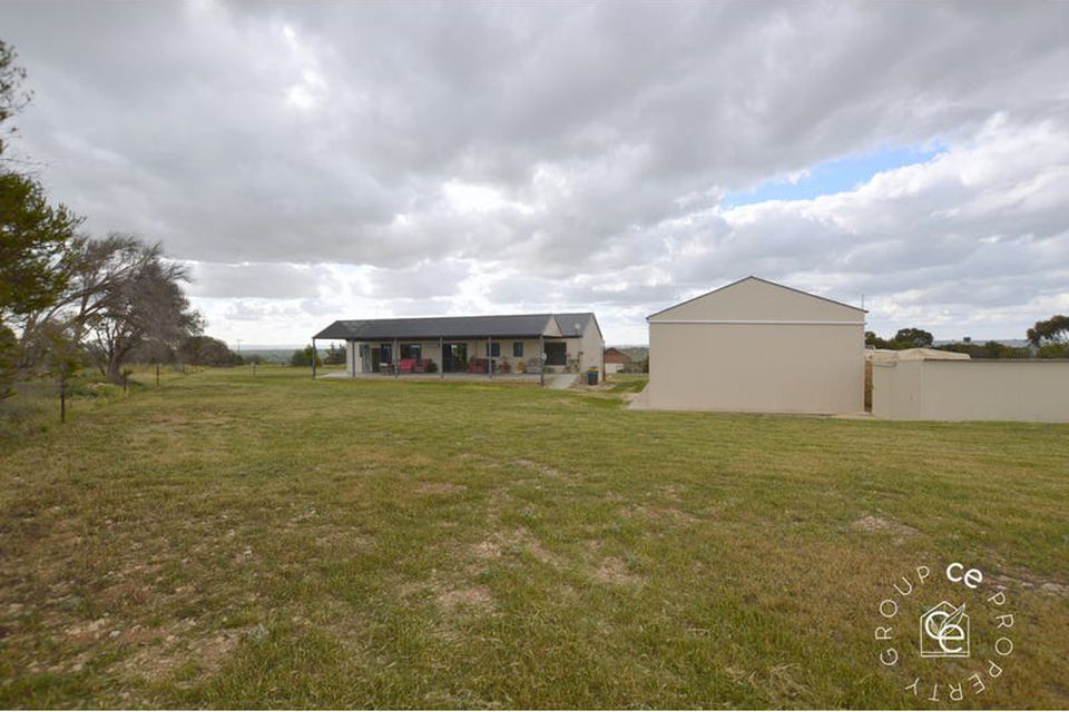 88 Clifftop Drive, Sunnyside