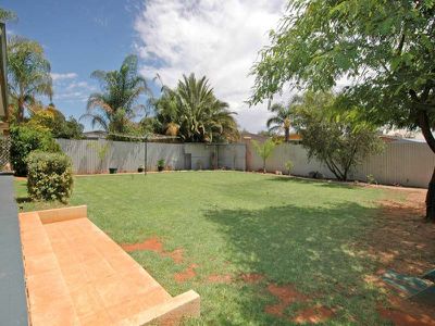 19 Osmetti Drive, Kalgoorlie