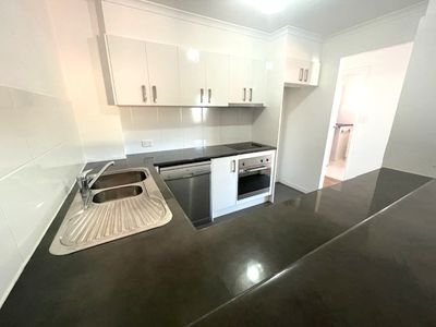 13 / 16 Madang Crescent, Runaway Bay