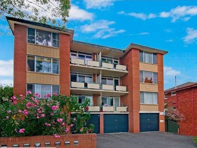 2 / 4 Riverview Street, West Ryde