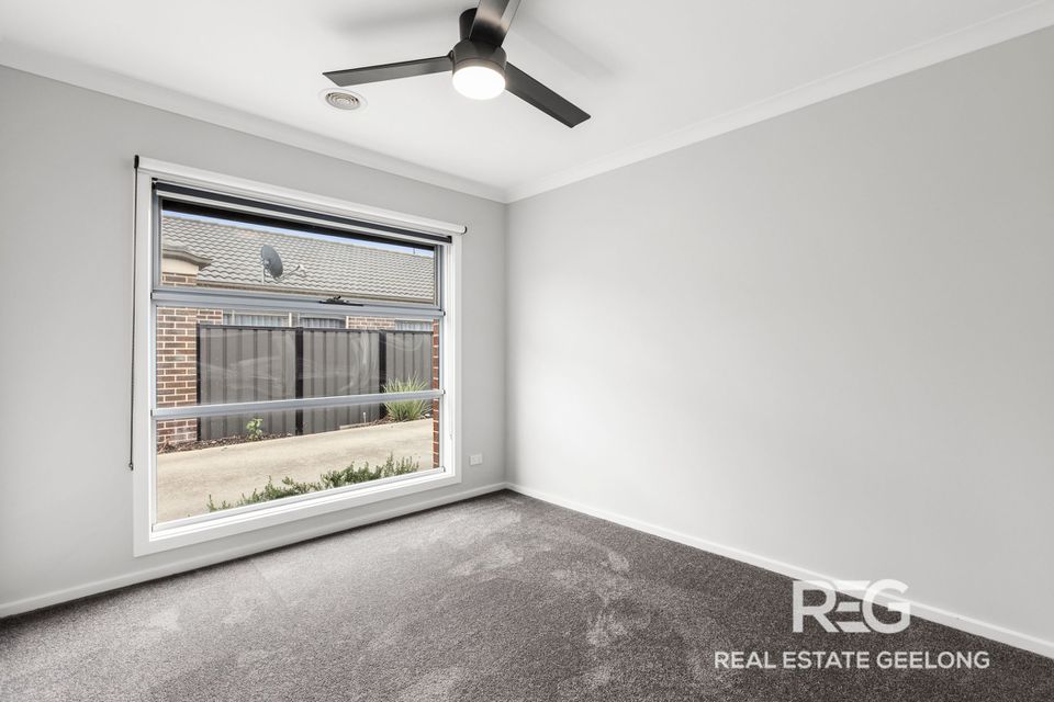 2 / 10 RAYMOND GEORGE PLACE, Lara