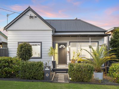 37 Fifth Street, Weston