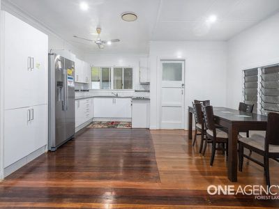 38 Hyacinth St, Inala