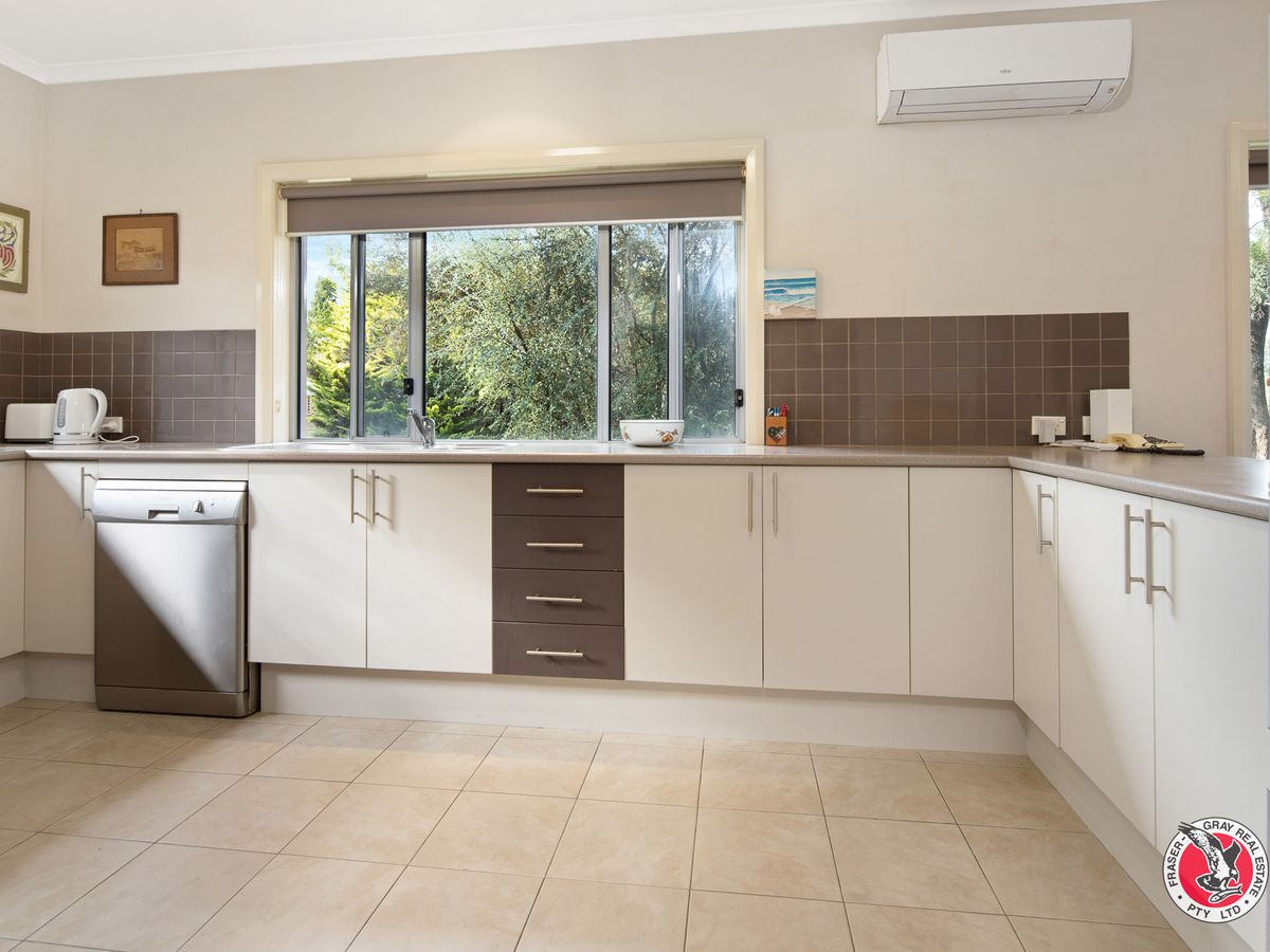 8 Angle Street, Broulee FraserGray Real Estate