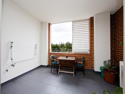 320 / 21 Hill Road, Wentworth Point