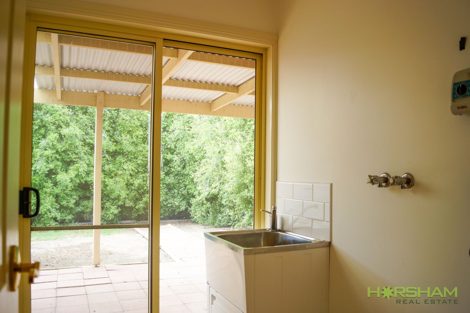 6 Royal Court, Horsham