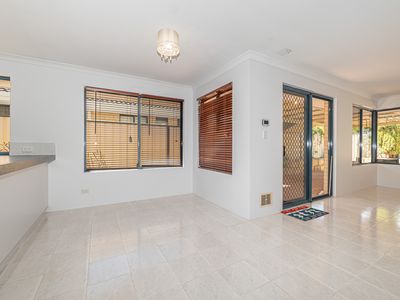 40 Delphine Ave, Dianella