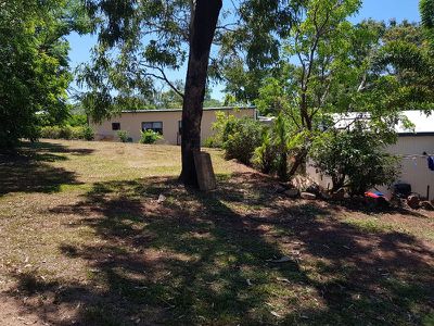 8 Rainforest Street, Cooktown