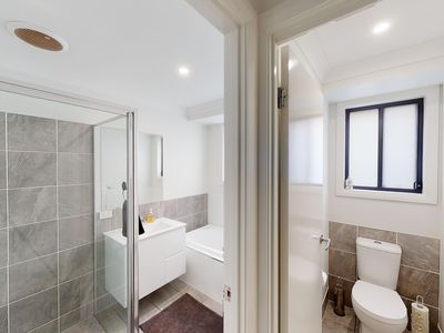 3 Hovea Court, Dubbo