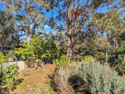 35 Hillcrest Avenue, North Narooma