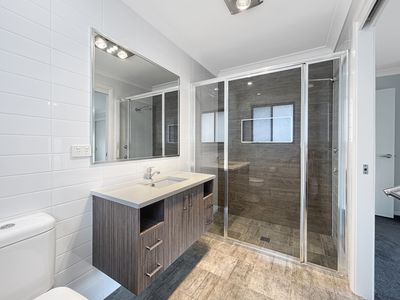 1 Terrazzo Court, Dubbo