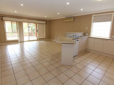 1 / 14 Cedar Grove, Forster