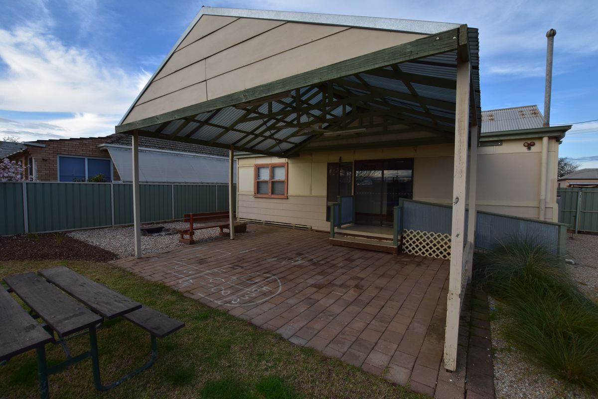 12 Saunders Street, Kyabram