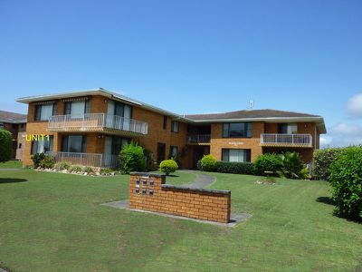 1 / 98 Head Street, Forster