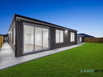 9 Armstrong rise, Maddingley