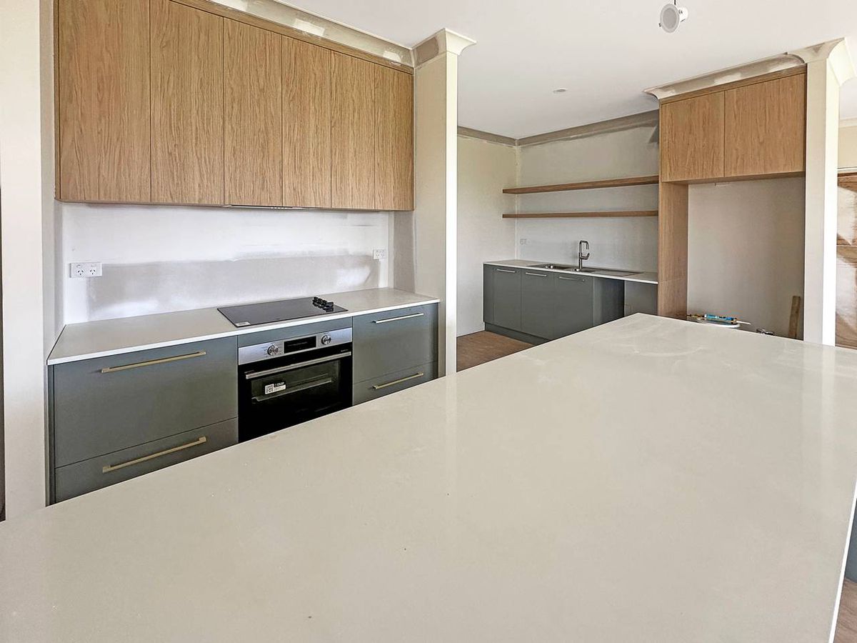 15 Waller Street, Atherton